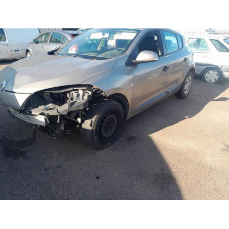 Poignee interieur arriere droit RENAULT MEGANE 3 PHASE 1 d’occasion