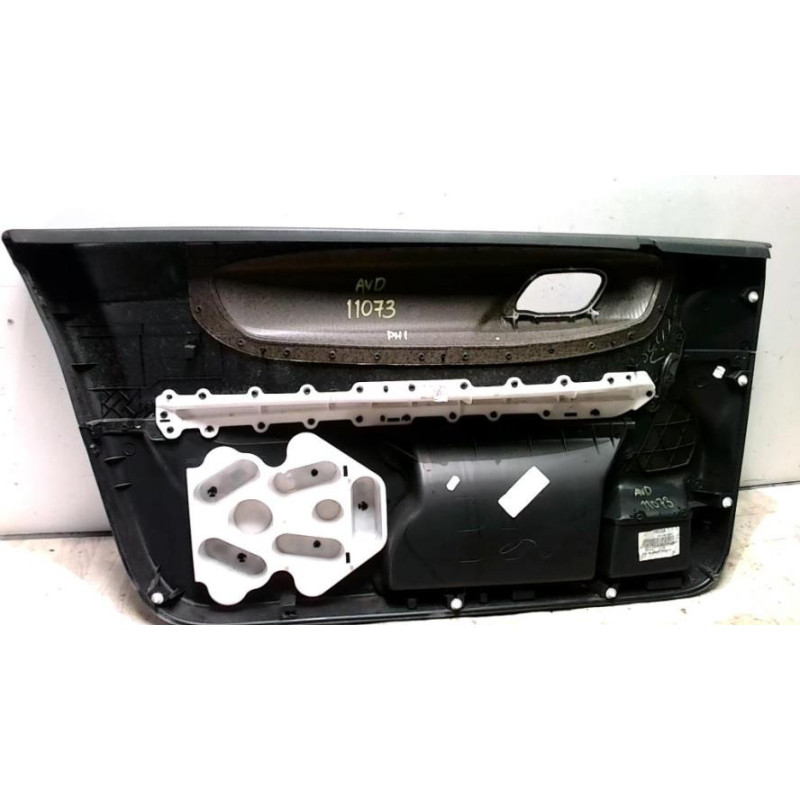 Panneau de porte avant droit CITROEN C4 1 PHASE 1 COUPE d’occasion
