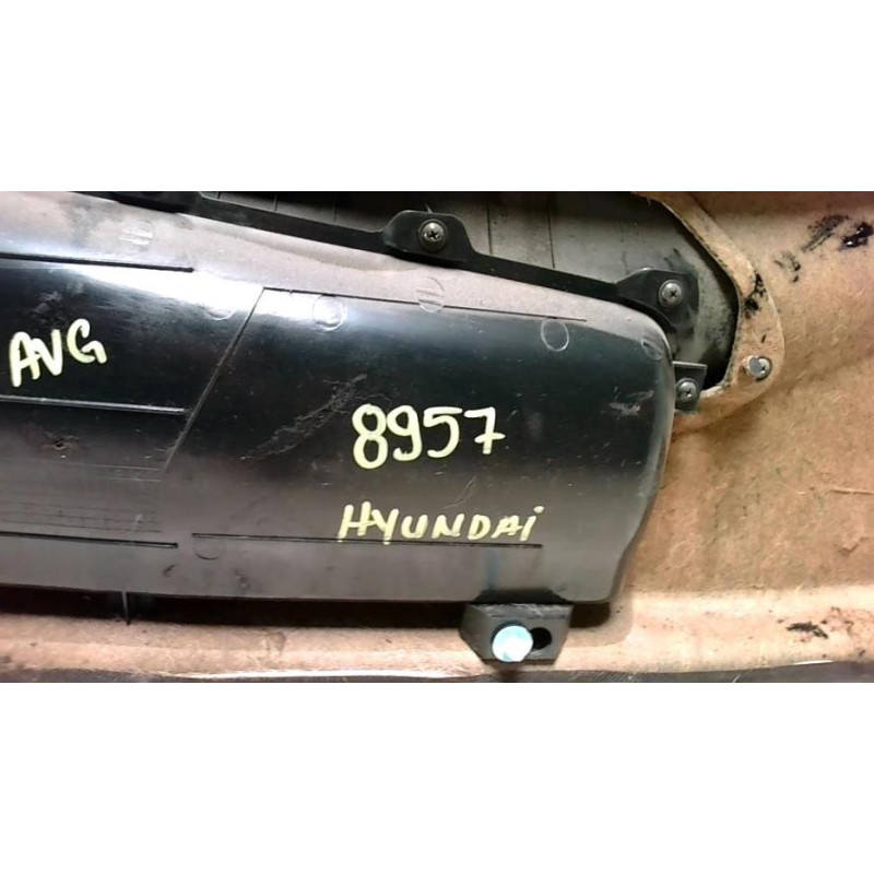 Panneau de porte avant gauche HYUNDAI COUPE 1 d’occasion