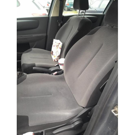 Panneau de porte avant droit CITROEN C4 1 PHASE 1 d’occasion