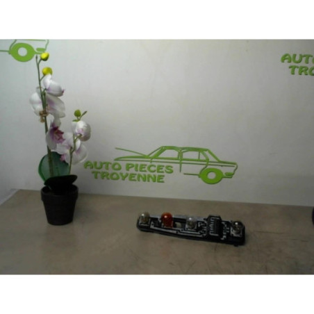 Platine feu arriere droit OPEL  d’occasion