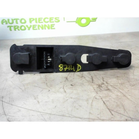 Platine feu arriere droit OPEL  d’occasion