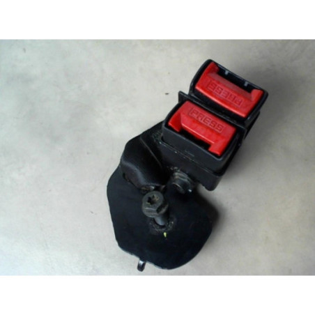 Attache ceinture arriere centrale RENAULT R18 PHASE 1 d’occasion