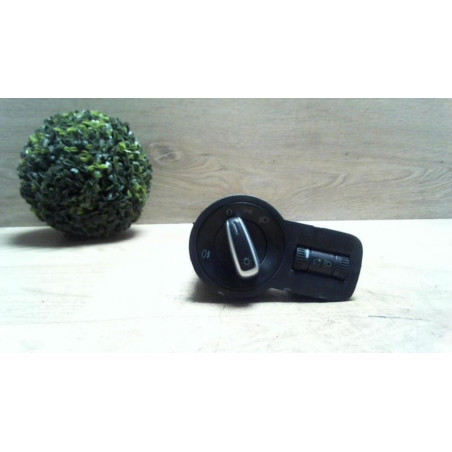 Commande de reglage hauteur de phare VOLKSWAGEN POLO 5 PHASE 1 d’occasion