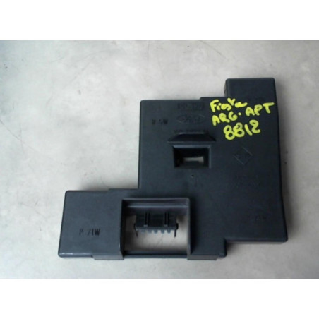 Platine feu arriere gauche FORD FIESTA 4 PHASE 1 d’occasion