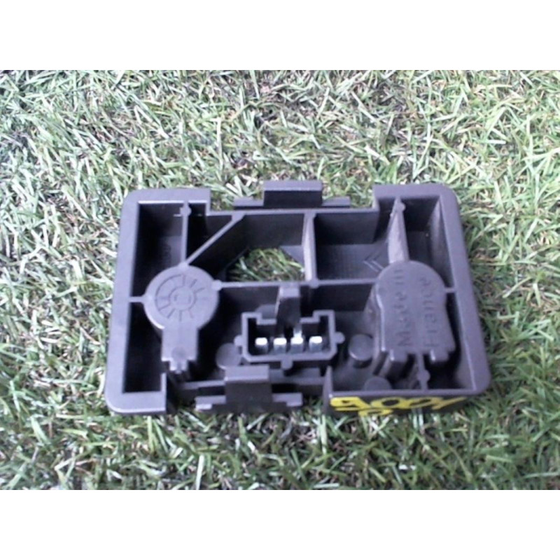 Platine feu arriere droit CITROEN XANTIA PHASE 1 d’occasion