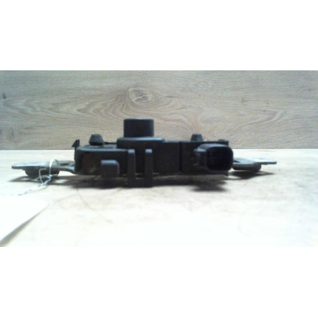 Serrure de coffre FORD MONDEO 2 BREAK d’occasion
