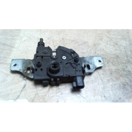 Serrure de coffre FORD MONDEO 2 BREAK d’occasion