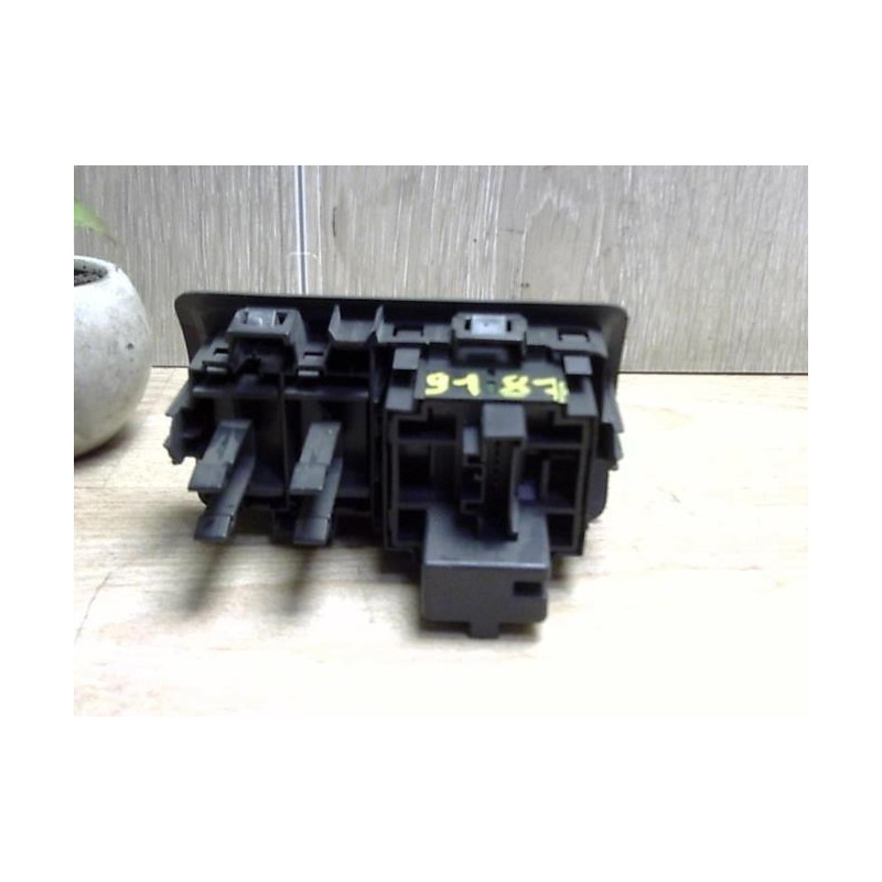 Commande de reglage hauteur de phare RENAULT CLIO 3 PHASE 1 d’occasion