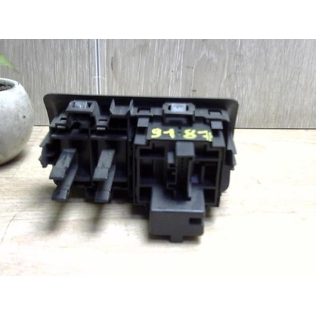 Commande de reglage hauteur de phare RENAULT CLIO 3 PHASE 1 d’occasion