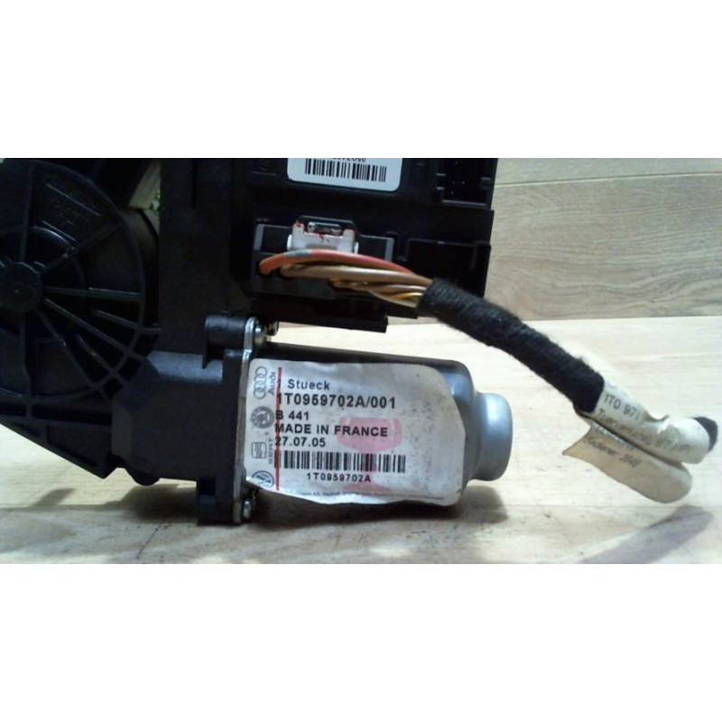 Moteur leve vitre avant droit VOLKSWAGEN TOURAN 1 PHASE 1 d’occasion