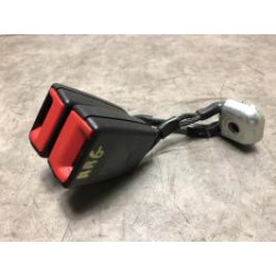 Attache ceinture arriere gauche VOLKSWAGEN POLO 5 PHASE 1 d’occasion