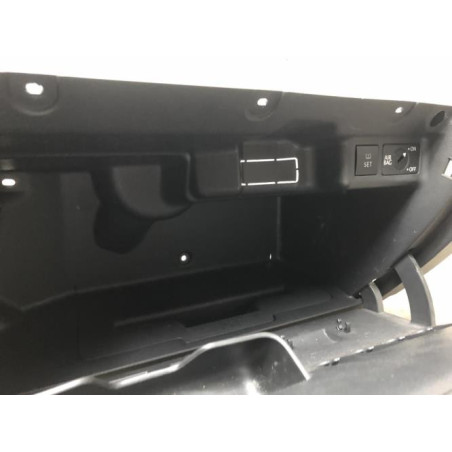 Boite a gants VOLKSWAGEN POLO 5 PHASE 1 d’occasion