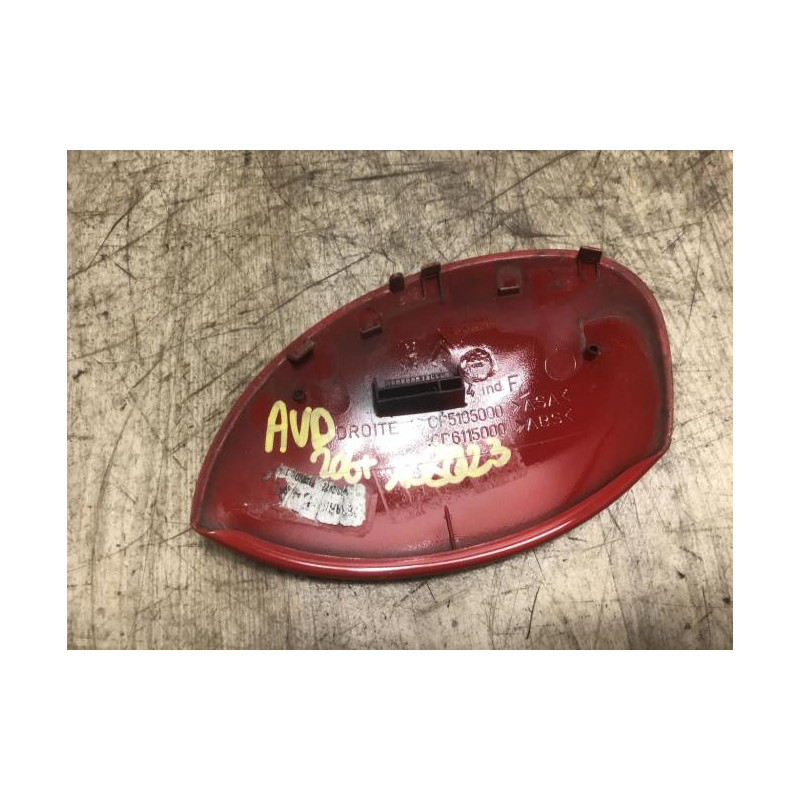 Coquille de retroviseur droit PEUGEOT 206+ d’occasion