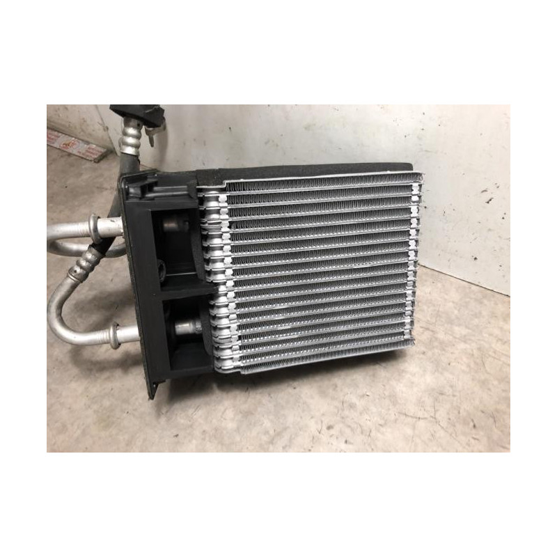 Radiateur clim FORD STREETKA CABRIOLET d’occasion