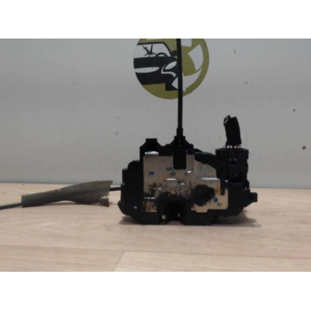 Serrure arriere gauche RENAULT CLIO 3 PHASE 2 BREAK d’occasion
