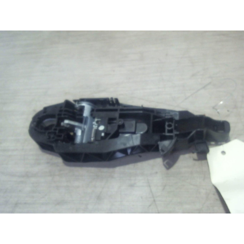 Support poignee porte avant gauche CITROEN C4 CACTUS d’occasion