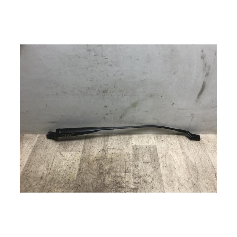Bras essuie glace avant droit FIAT 500 2 PHASE 2 d’occasion