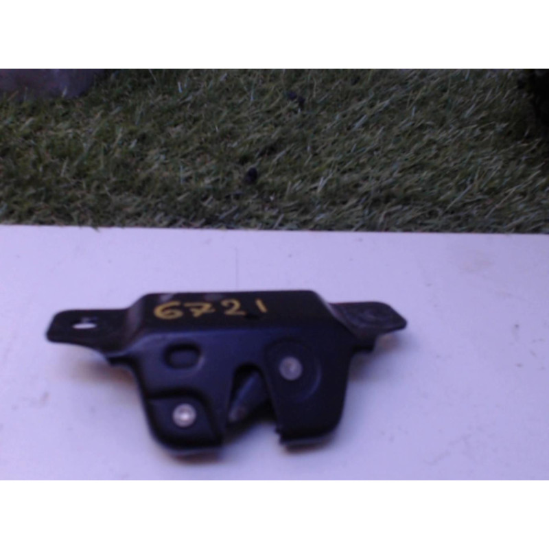 Serrure de hayon CITROEN SAXO PHASE 2 d’occasion
