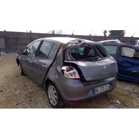 Poignee porte arriere gauche RENAULT CLIO 3 PHASE 2 d’occasion