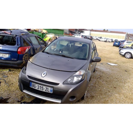 Poignee porte arriere gauche RENAULT CLIO 3 PHASE 2 d’occasion
