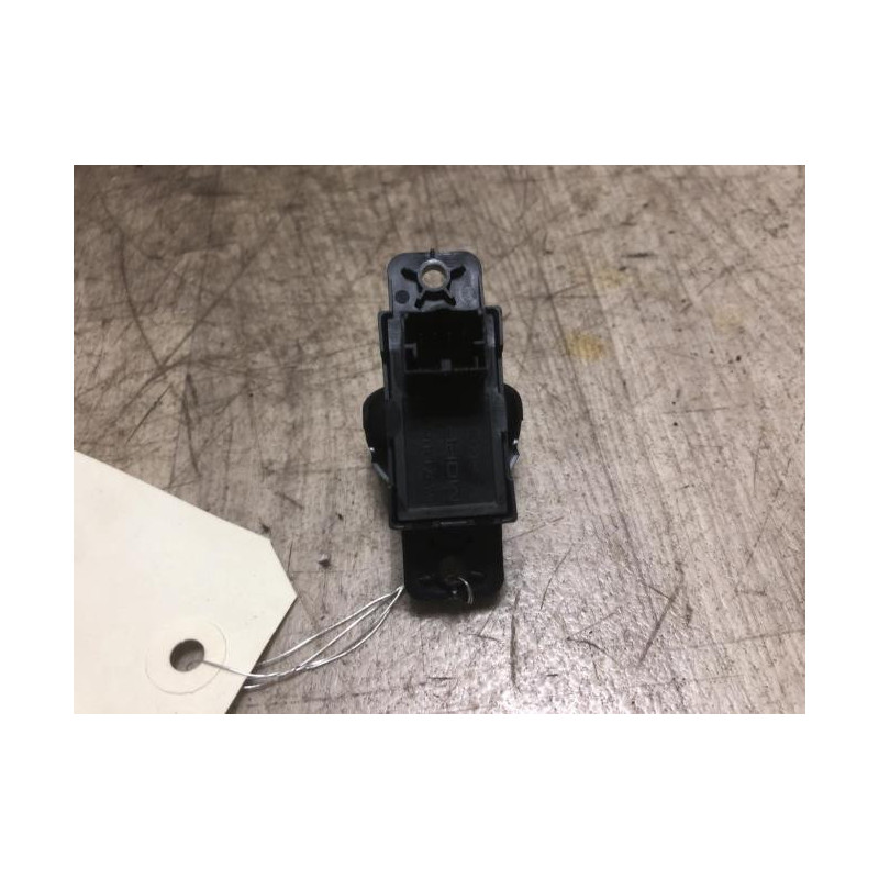 Interrupteur de leve vitre avant gauche FIAT 500 2 PHASE 2 d’occasion
