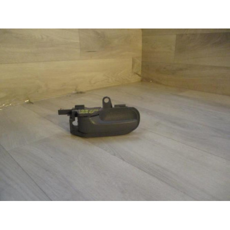 Poignee interieur avant gauche PEUGEOT 107 PHASE 1 d’occasion
