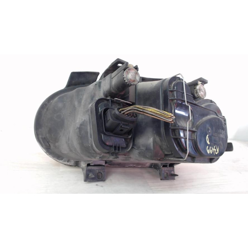 Optique avant principal droit (feux)(phare) CITROEN BERLINGO 1 PHASE 1 d’occasion