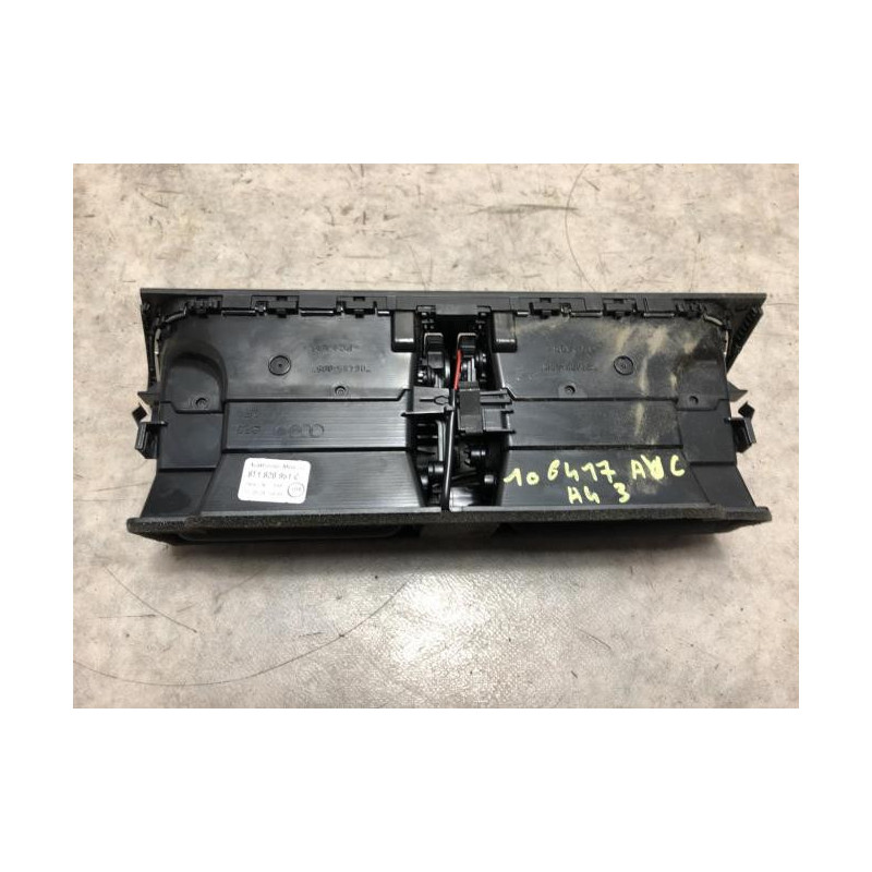 Aerateur tableau de bord AUDI A4 3 AVANT PHASE 1 BREAK d’occasion