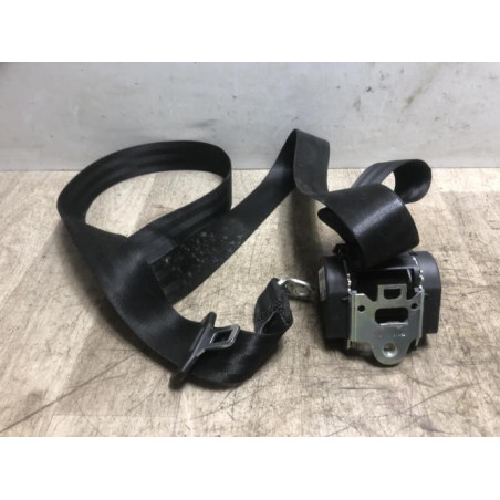 Ceinture arriere gauche AUDI A4 3 AVANT PHASE 1 BREAK d’occasion