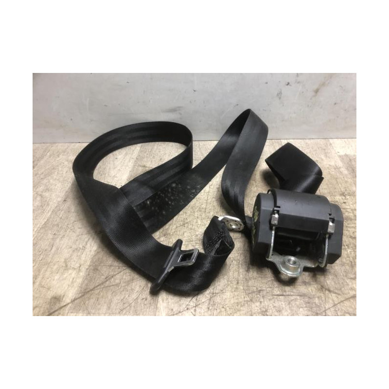 Ceinture arriere gauche AUDI A4 3 AVANT PHASE 1 BREAK d’occasion