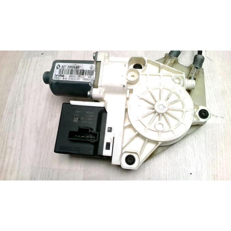 Leve vitre electrique arriere droit CITROEN C4 1 PHASE 1 COUPE d’occasion