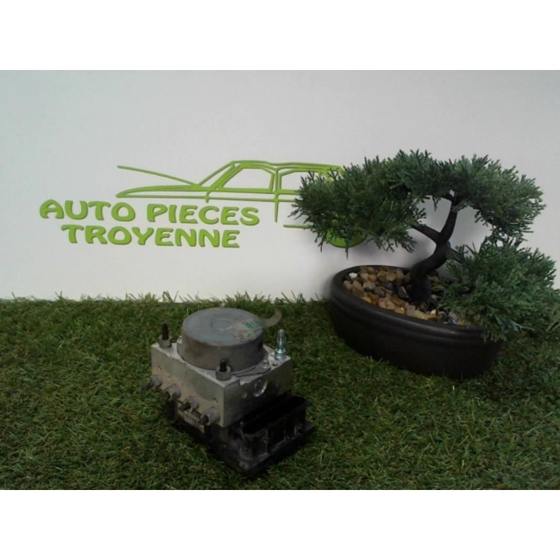 Bloc ABS (freins anti-blocage) RENAULT CLIO 3 PHASE 2 d’occasion