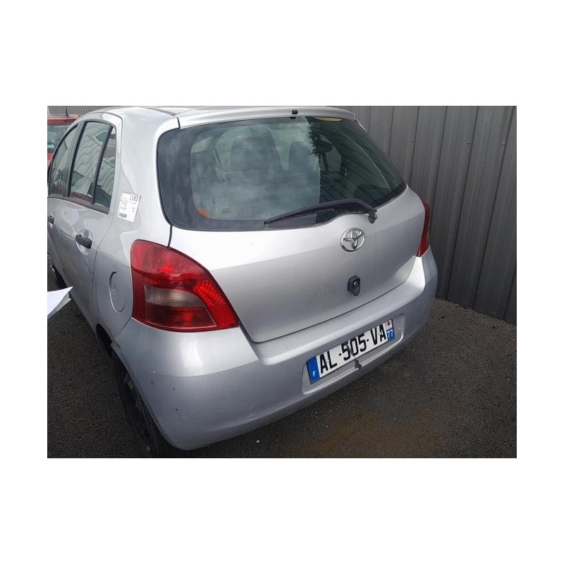 Capot TOYOTA YARIS 2 PHASE 1 d’occasion