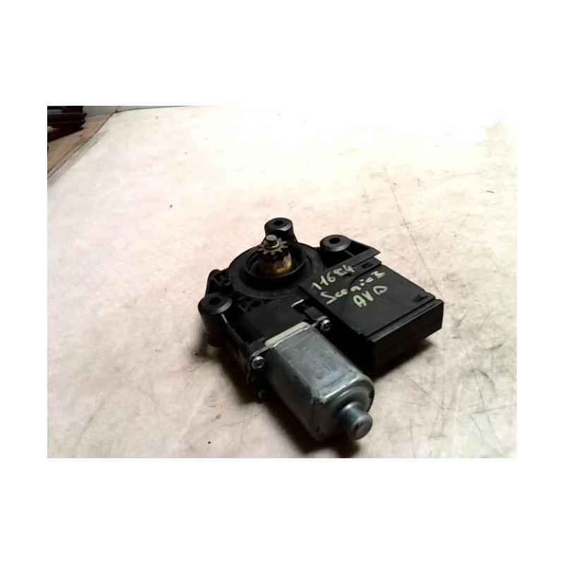 Moteur leve vitre avant droit RENAULT SCENIC 3 PHASE 1 d’occasion