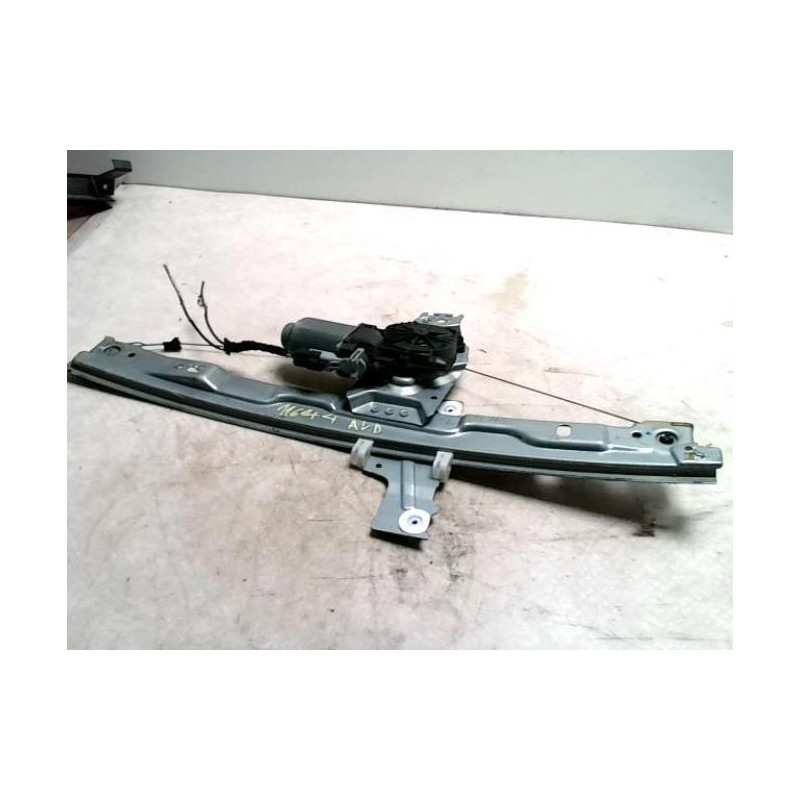 Moteur essuie glace avant droit PEUGEOT 207 1 d’occasion