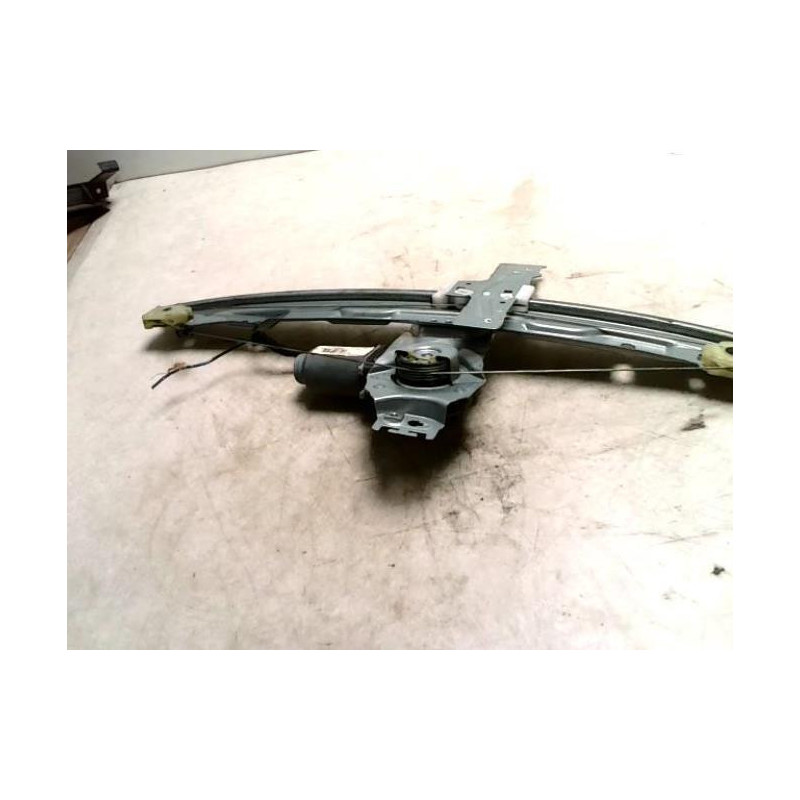 Moteur essuie glace avant droit PEUGEOT 207 1 d’occasion