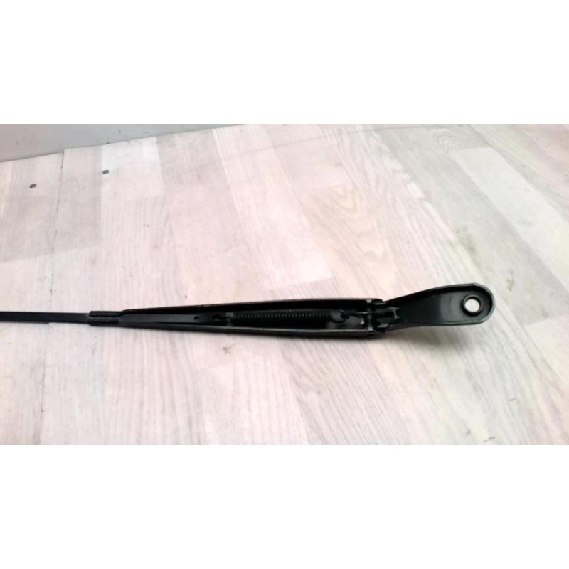 Bras essuie glace avant droit PEUGEOT 207 PHASE 2 d’occasion