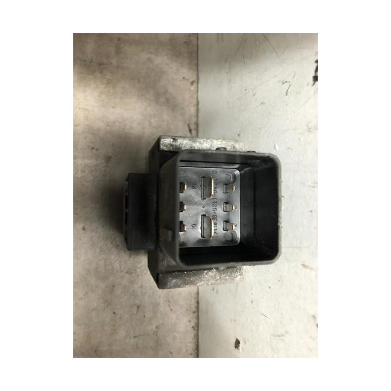 Relais de prechauffage RENAULT CLIO 3 PHASE 2 d’occasion