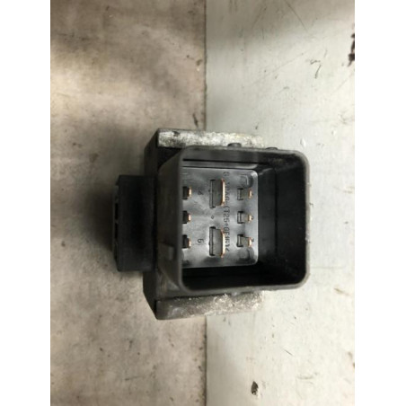 Relais de prechauffage RENAULT CLIO 3 PHASE 2 d’occasion