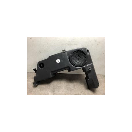 Caisson de basses AUDI A4 3 AVANT PHASE 1 BREAK d’occasion