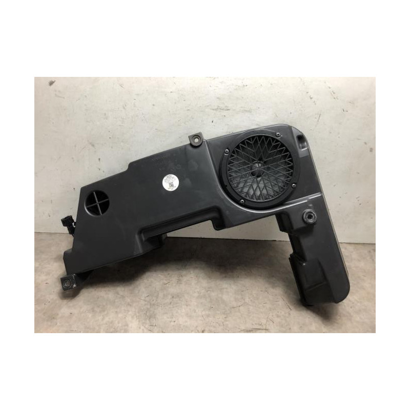 Caisson de basses AUDI A4 3 AVANT PHASE 1 BREAK d’occasion