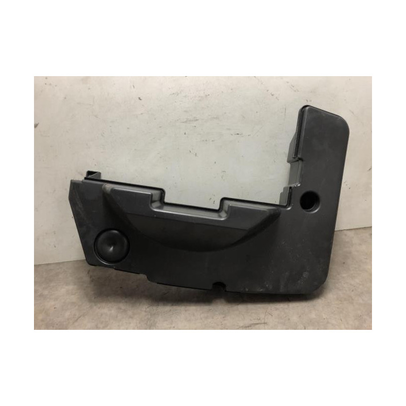 Caisson de basses AUDI A4 3 AVANT PHASE 1 BREAK d’occasion