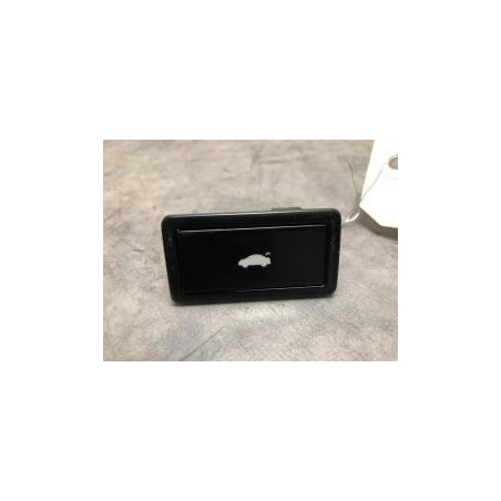 Bouton de coffre AUDI A4 3 AVANT PHASE 1 BREAK d’occasion