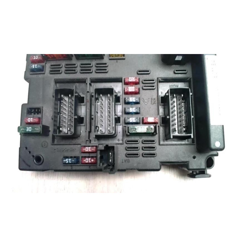 Boitier servitude moteur (BSM) PEUGEOT 206 PHASE 2 d’occasion