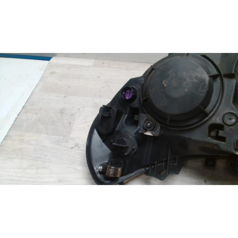 Optique avant principal droit (feux)(phare) OPEL CORSA B PHASE 2 d’occasion