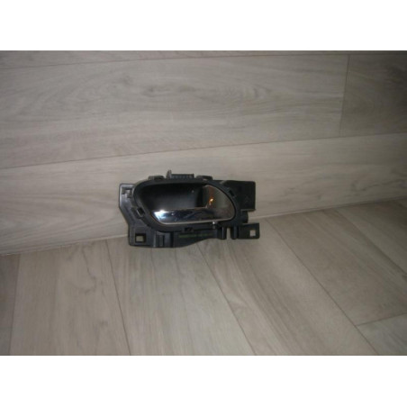 Poignee interieur arriere droit PEUGEOT 207 d’occasion