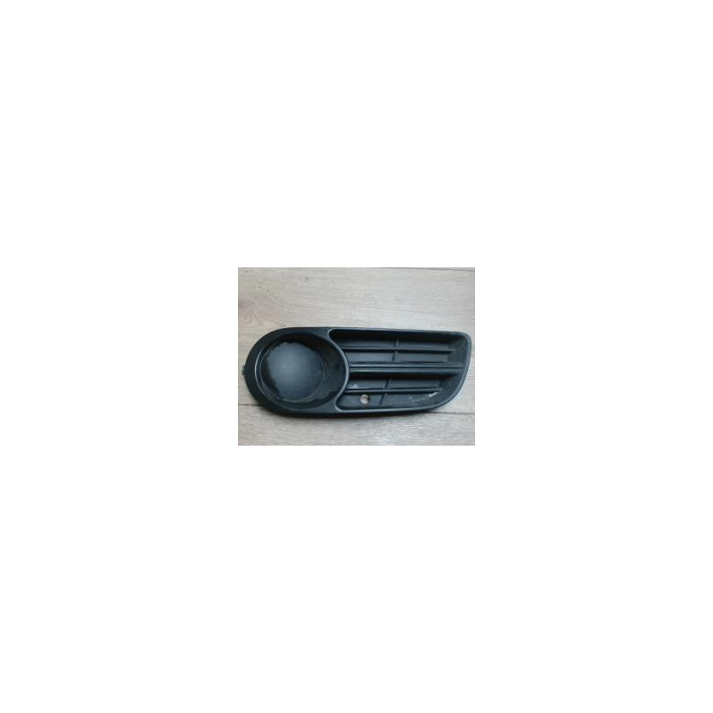 Support anti brouillard avant SKODA FABIA 1 PHASE 2 BREAK d’occasion