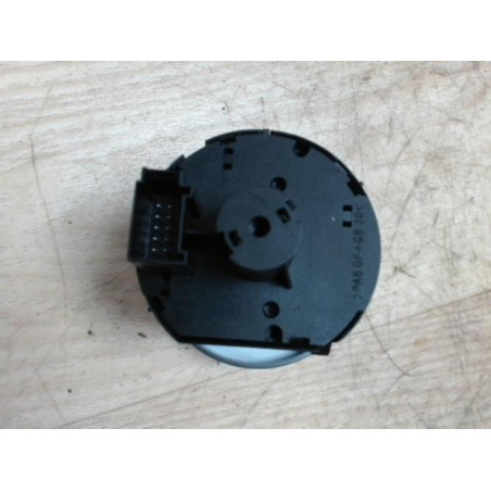 Commande de phare VOLKSWAGEN TOURAN 1 PHASE 2 d’occasion