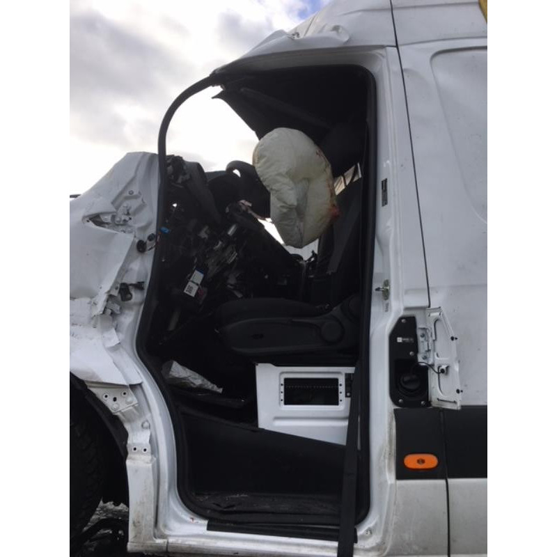 Demi arbre arriere gauche MERCEDES SPRINTER 3 d’occasion